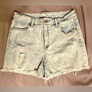 Old Navy High Rise distressed denim shorts